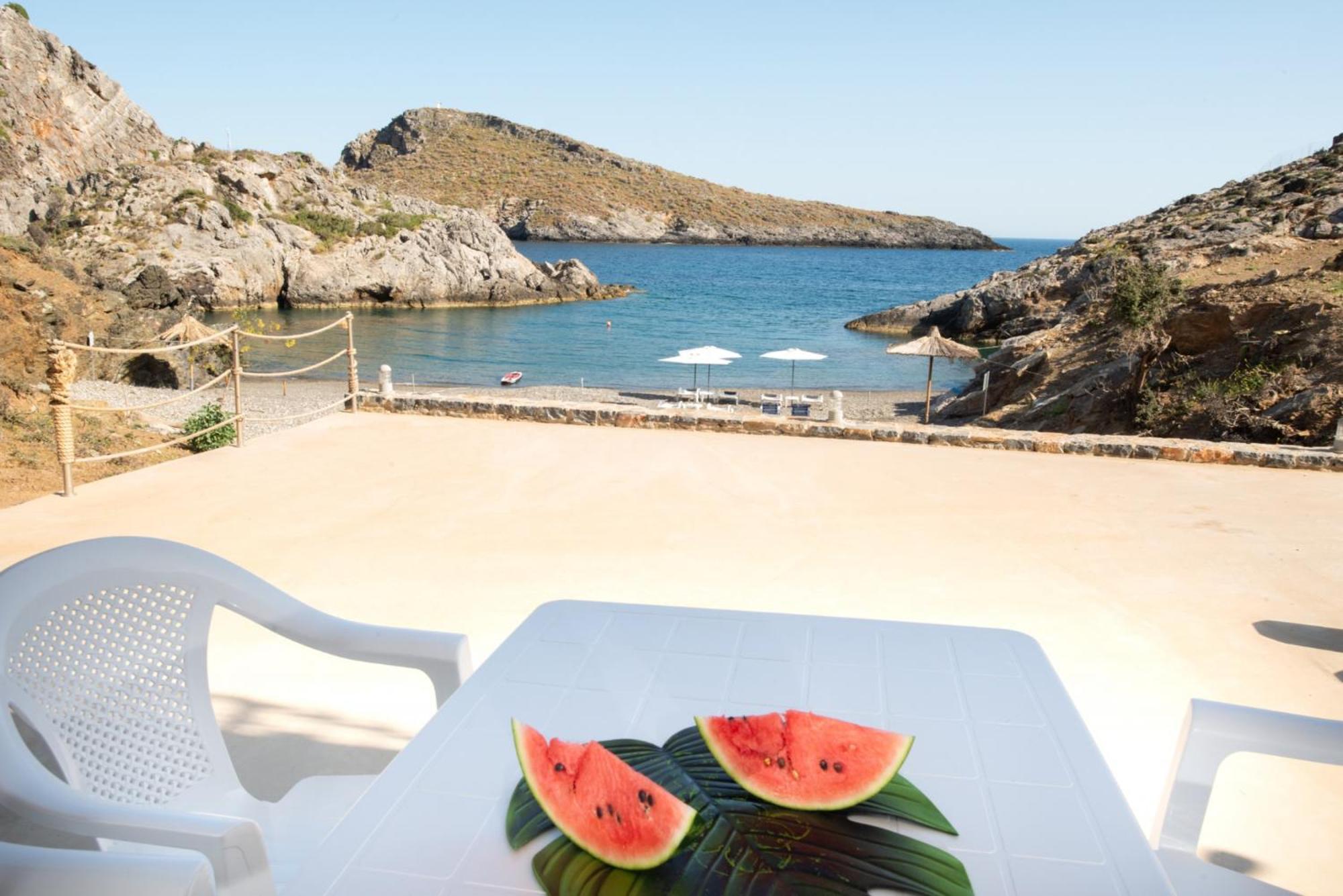 Beachfront Studio Kyma West ~ Crete'S Hidden Gem Kaloi Limenes Eksteriør billede