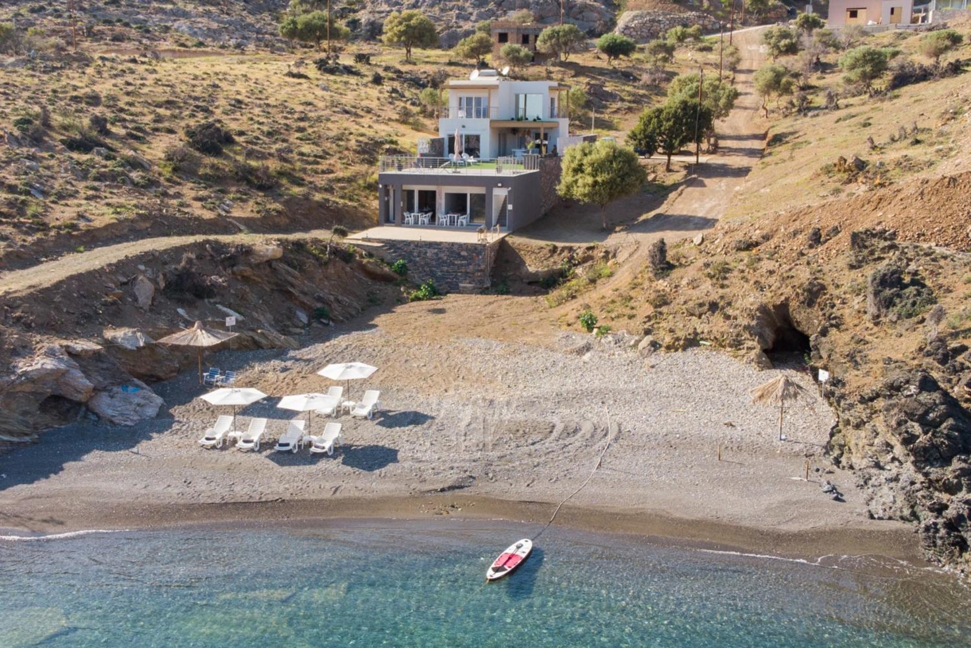 Beachfront Studio Kyma West ~ Crete'S Hidden Gem Kaloi Limenes Eksteriør billede